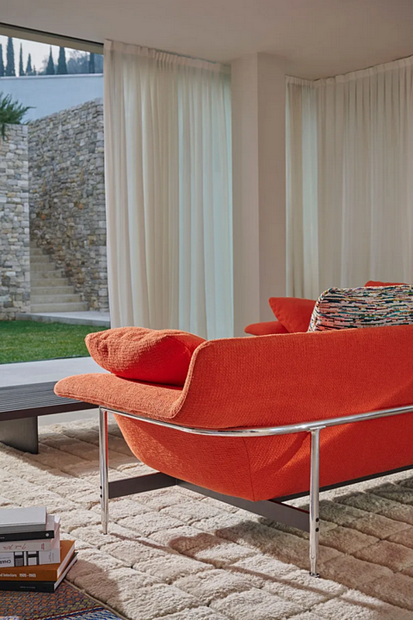 Canapé d'angle en tissu Esosoft CASSINA 580 usine CASSINA de l'Italie. Foto №19
