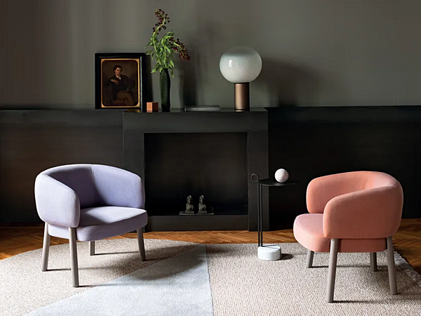 Fauteuil en tissu avec accoudoirs Aretha BROSS 1815 usine BROSS de l'Italie. Foto №3