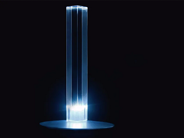 Lampe de table sans fil en PMMA LED Oluce Cand LED 205 usine Oluce de l'Italie. Foto №1
