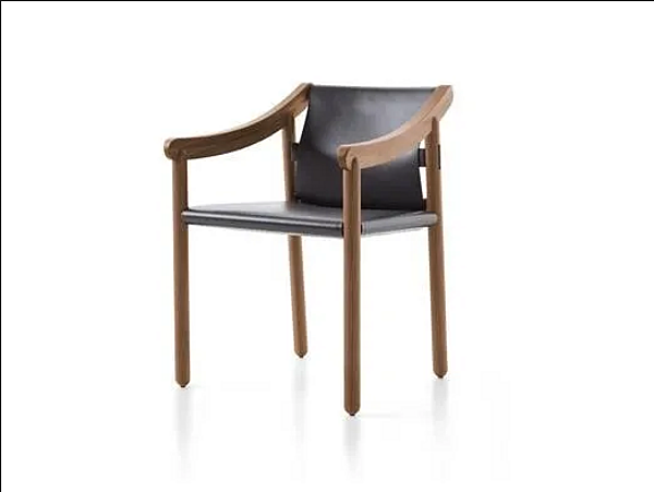 Chaise en bois massif avec accoudoirs CASSINA 905 usine CASSINA de l'Italie. Foto №3