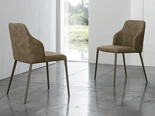 Chaise en cuir écologique rembourrée SEDIT Lilium usine SEDIT de l'Italie. Foto №1