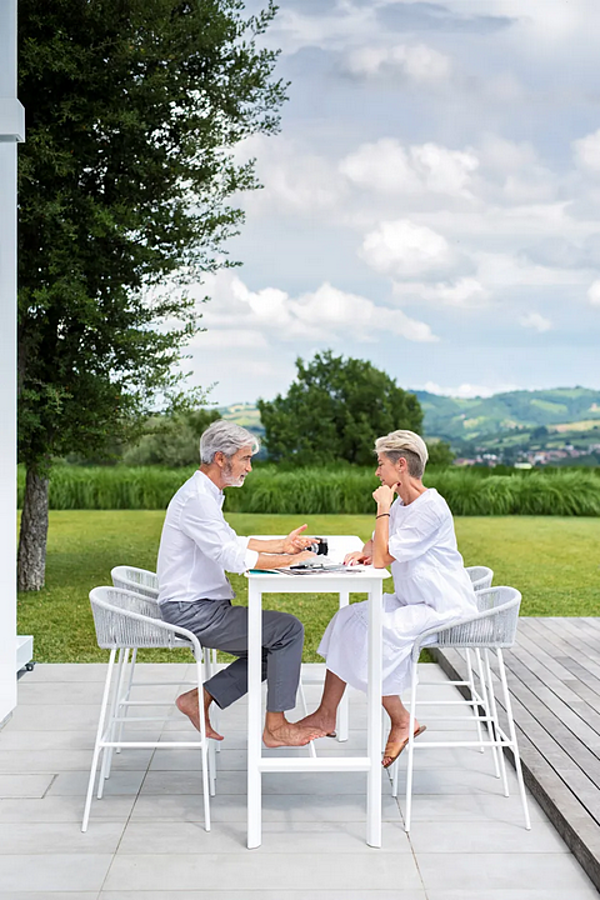 Tabouret en aluminium laqué avec dossier Cricket VARASCHIN 2991, 2994 usine VARASCHIN de l'Italie. Foto №2