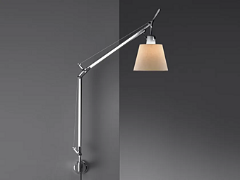 Applique murale en aluminium avec bras articulé Artemide Tolomeo Basculante 0947010A / 0947020A Applique murale en aluminium avec bras articulé Artemide Tolomeo Basculante 0947010A / 0947020A usine Artemide de l'Italie