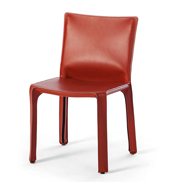 Chaise en cuir tanné CASSINA 412 CAB usine CASSINA de l'Italie. Foto №2