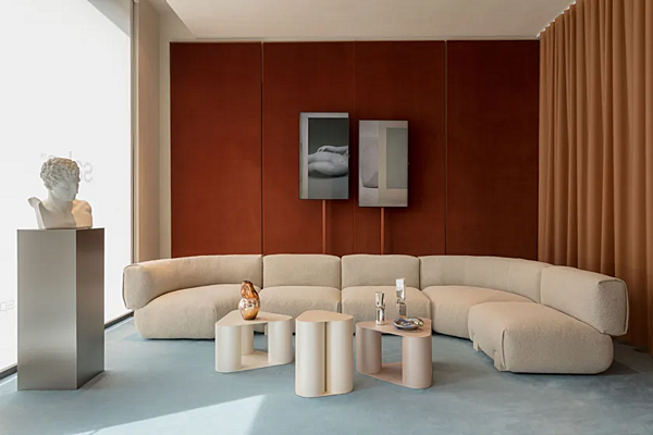 Canapé d'angle en tissu Simposio Saba usine SABA de l'Italie. Foto №6