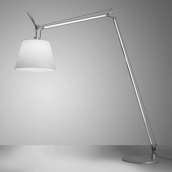 Lampe sur pied LED avec bras articulé Artemide Tolomeo Maxi 0510010A usine Artemide de l'Italie. Foto №4