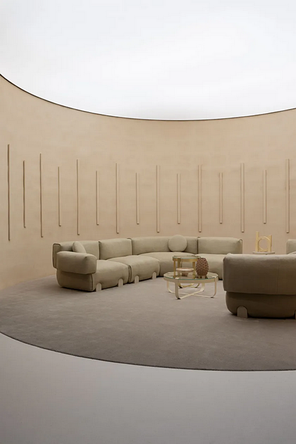 Canapé d'angle en tissu Simposio Saba usine SABA de l'Italie. Foto №3