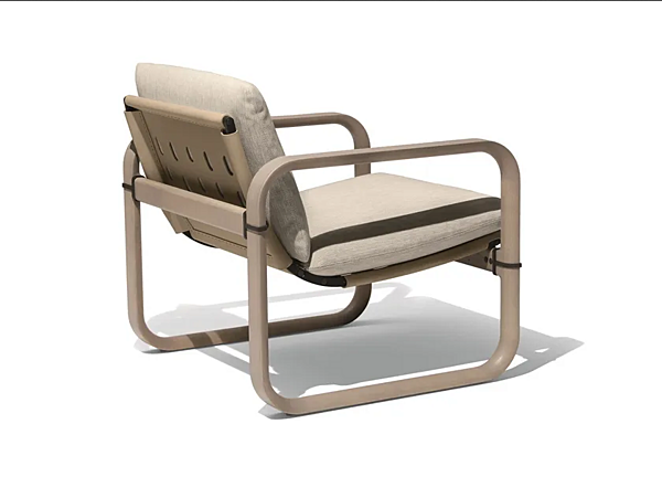 Fauteuil de jardin en frêne rembourré avec accoudoirs GIORGETTI LOOP usine GIORGETTI de l'Italie. Foto №2