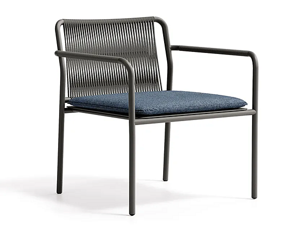 Fauteuil de jardin en aluminium avec accoudoirs Atmosphera collection Air usine ATMOSPHERA de l'Italie. Foto №1