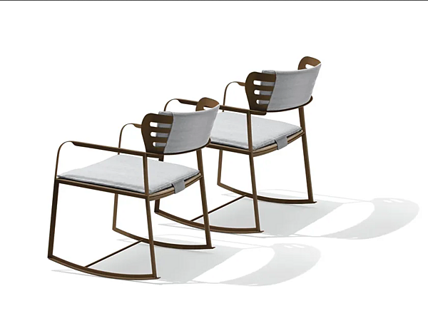 Chaise à bascule de jardin avec accoudoirs en teck GIORGETTI GEА 87042 usine GIORGETTI de l'Italie. Foto №4