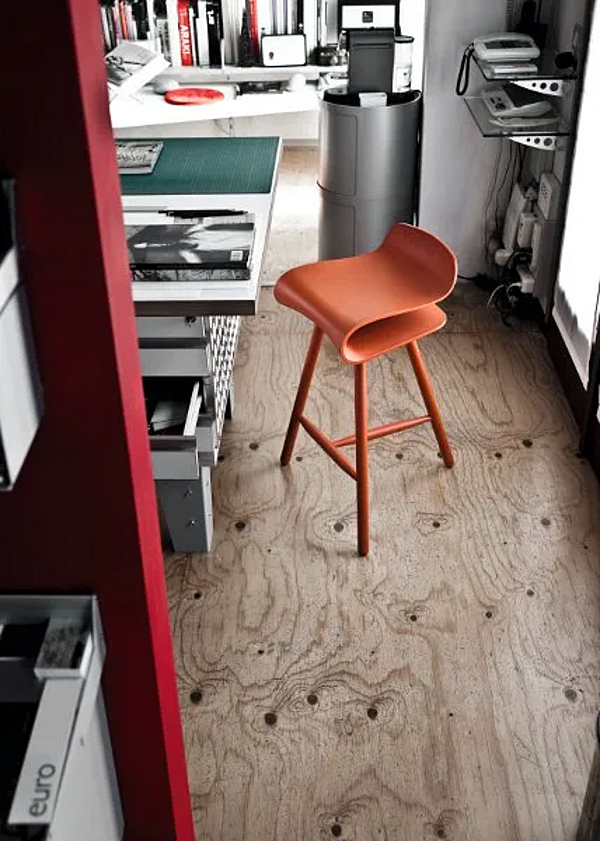 Tabouret en bois BCN Kristalia usine Kristalia de l'Italie. Foto №9