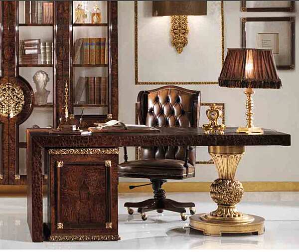 Fauteuil en cuir pivotant capitonné Grand Royal A.R. Arredamenti 419 usine A.R.ARREDAMENTI SRL de l'Italie. Foto №2