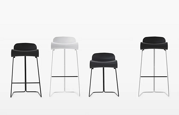 Tabouret en matériau synthétique à base de glissière Kristalia BCN usine Kristalia de l'Italie. Foto №8