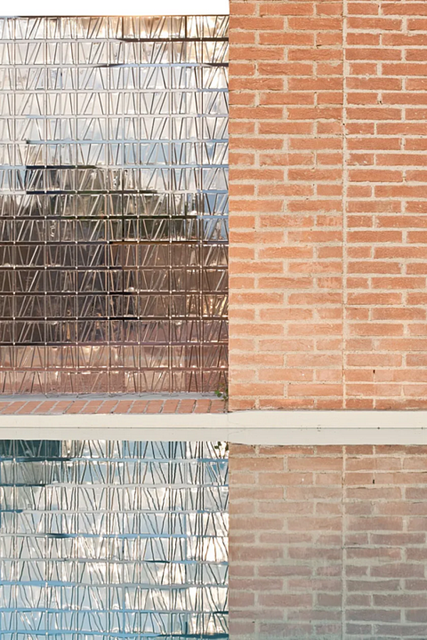 Suspension en tant que séparateur de pièce en matériau Fabbian Tile usine Fabbian de l'Italie. Foto №16