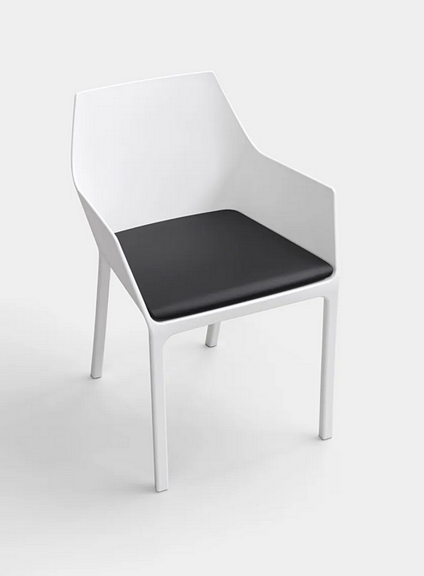 Chaise empilable en polypropylène Kristalia MEM usine Kristalia de l'Italie. Foto №19