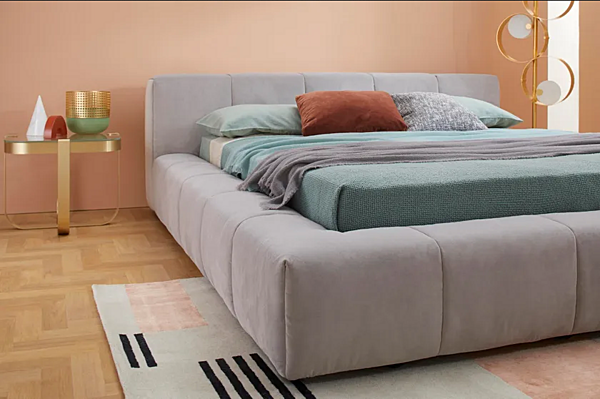 Lit de rangement en tissu rembourré Pixel Box grand Saba usine SABA de l'Italie. Foto №3