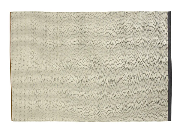 Tapis rectangulaire en laine fait main uni LIGNE ROSET Rue d'Hauteville 10052275-10052276 usine LIGNE ROSET de l'Italie. Foto №1