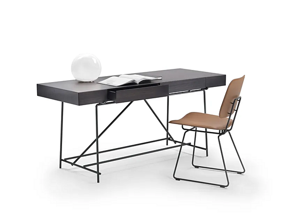 Bureau rectangulaire avec tiroirs en bois FLEXFORM Any Day usine FLEXFORM de l'Italie. Foto №1