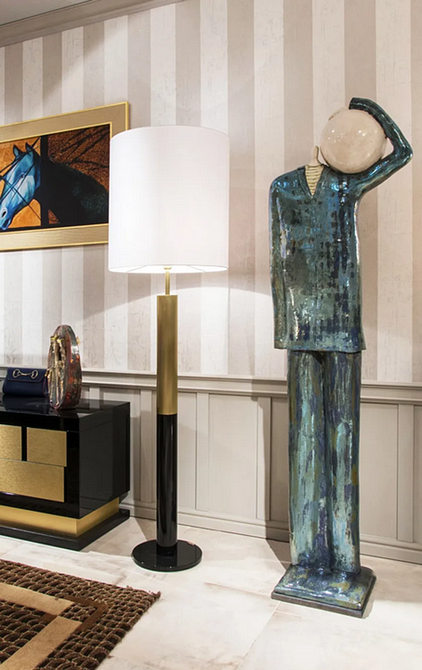 Lampe sur pied en métal Albert FORMITALIA usine FORMITALIA de l'Italie. Foto №2