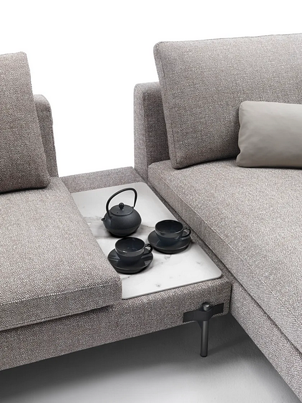 Canapé d'angle en tissu avec repose-pieds Mojito GYFORM usine Gyform de l'Italie. Foto №2