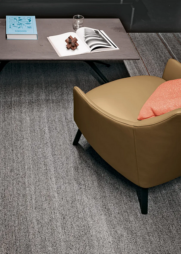 Fauteuil en cuir rembourré avec accoudoirs Bela Kristalia usine Kristalia de l'Italie. Foto №8