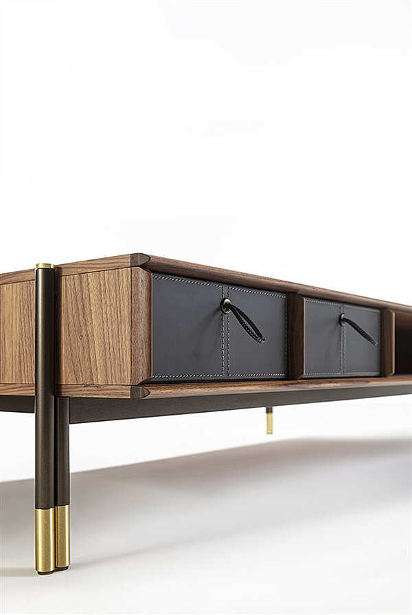 Accessoires PORADA usine PORADA de l'Italie. Foto №2