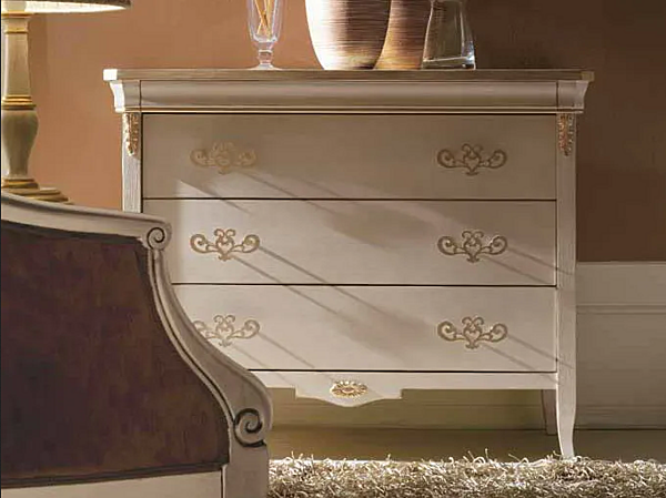 Commode en bois Clara CORTEZARI usine CORTE ZARI de l'Italie. Foto №2