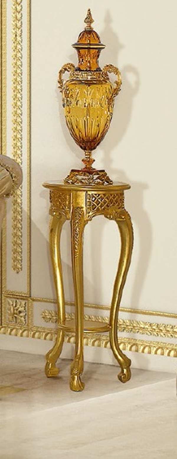 Support de vase avec finition dorée Modenese Gastone usine MODENESE GASTONE de l'Italie. Foto №1