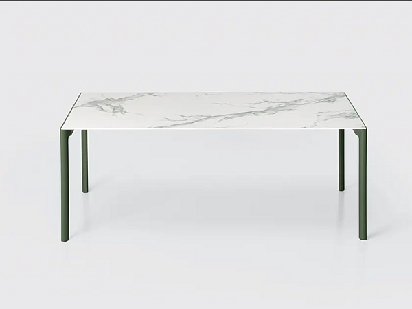 Table de jardin rectangulaire extensible en Dekton Maki extérieur Kristalia usine Kristalia de l'Italie. Foto №1