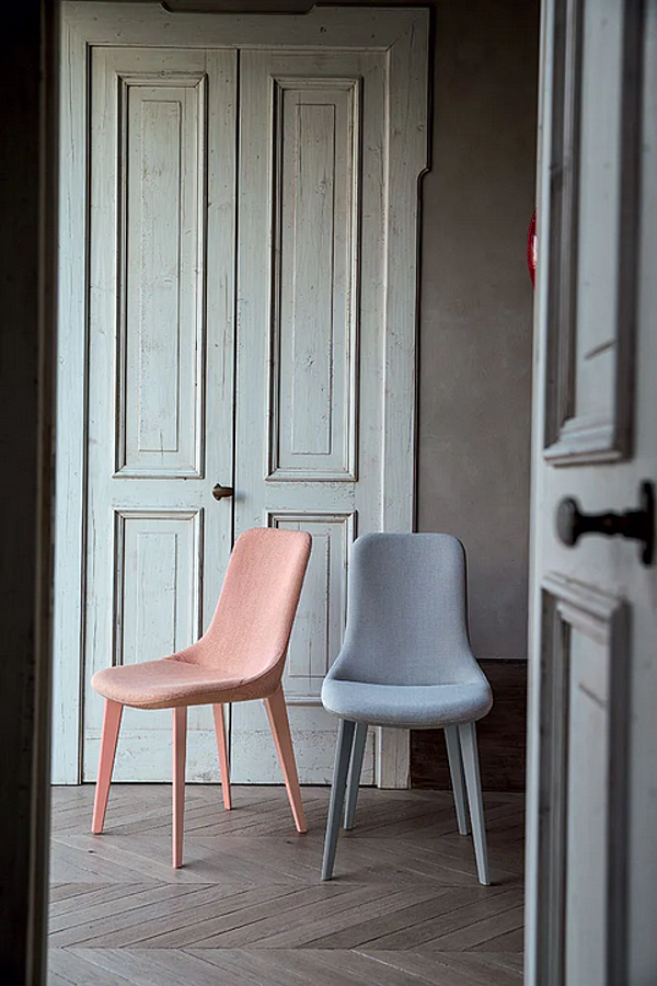 Chaise rembourrée en tissu Ascot BROSS 1510/1511 usine BROSS de l'Italie. Foto №6