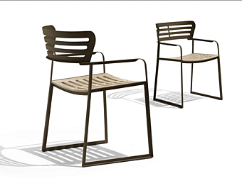 Chaise de jardin à base patinée avec accoudoirs GEA GIORGETTI 87041