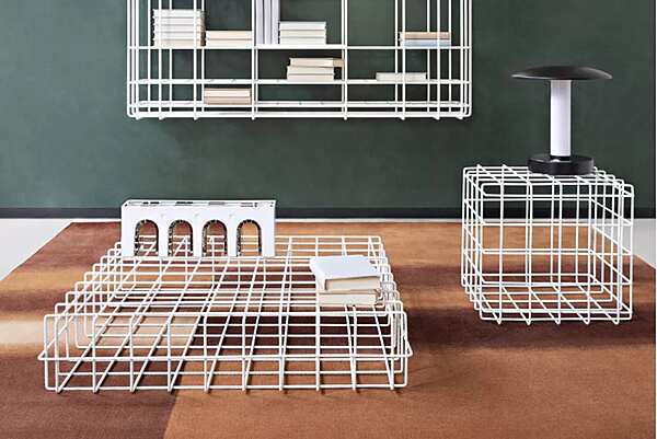 Table basse en fer léger Leyva Saba usine SABA de l'Italie. Foto №3