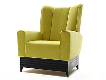 Fauteuil en tissu rembourré avec accoudoirs Laurence MARIONI I0230