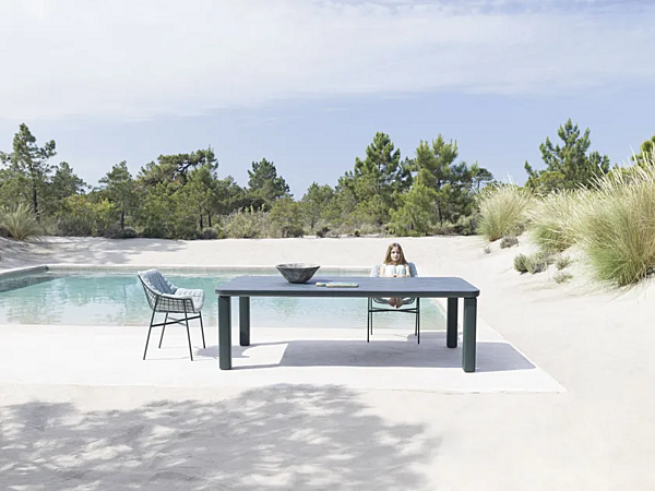 Table de jardin en aluminium avec plateau en céramique ou HPL sur mesure VARASCHIN usine VARASCHIN de l'Italie. Foto №10