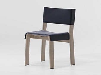Chaise en aluminium avec accoudoirs KETTAL BAND Chaise en aluminium avec accoudoirs KETTAL BAND usine KETTAL de l'Italie