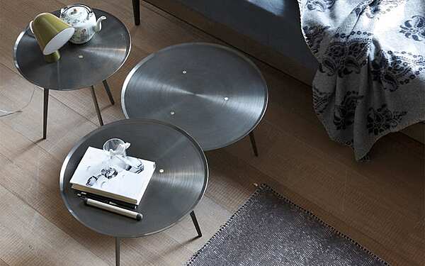 Table basse ALIVAR T-Gong TG 42 usine ALIVAR de l'Italie. Foto №4