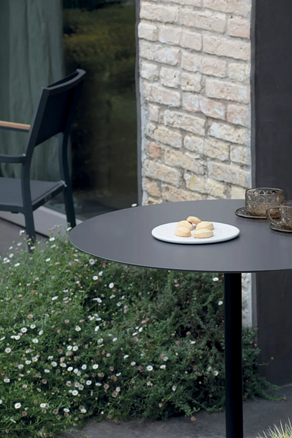 Table de jardin ronde en aluminium avec base étoilée Atmosphera Friend FN.BT usine ATMOSPHERA de l'Italie. Foto №4