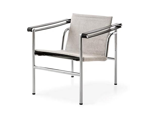 Fauteuil en cuir avec accoudoirs CASSINA dossier inclinable 001 usine CASSINA de l'Italie. Foto №7