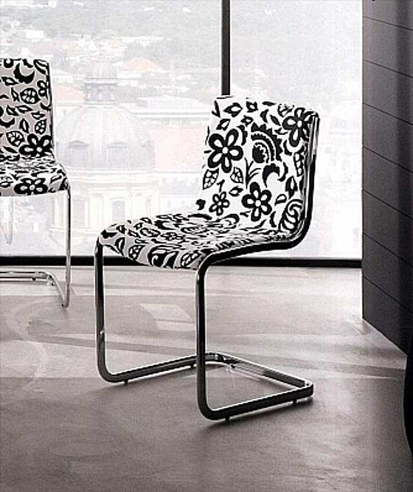 Chaise EUROSEDIA DESIGN 281 usine EUROSEDIA DESIGN de l'Italie. Foto №1