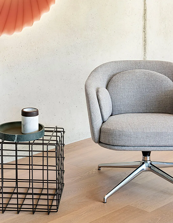 Fauteuil pivotant avec housse amovible SABA SUNSET usine SABA de l'Italie. Foto №4