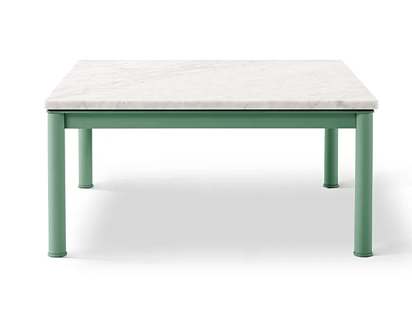 Table d'appoint carrée en marbre et acier CASSINA modèle 10 010 usine CASSINA de l'Italie. Foto №1