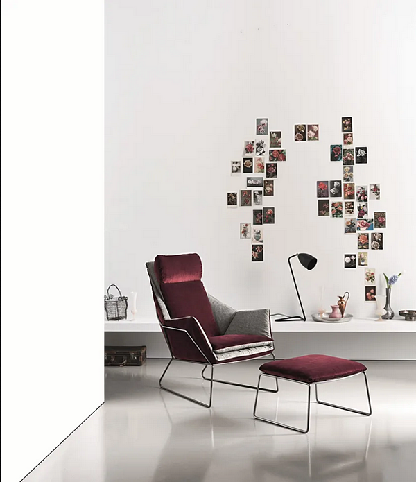 Fauteuil bergère à dossier haut en tissu Saba New York usine SABA de l'Italie. Foto №7