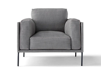 Fauteuil avec accoudoirs en tissu AMURA collection Giorgio Fauteuil avec accoudoirs en tissu AMURA collection Giorgio usine AMURA de l'Italie