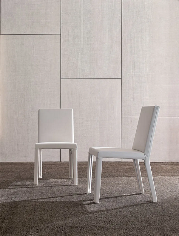 Fauteuil en cuir Papier i 4 Mariani usine i 4 Mariani de l'Italie. Foto №4