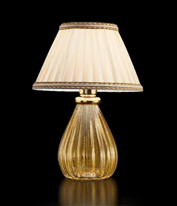 Lampe de table SYLCOM 1395 usine SYLCOM de l'Italie. Foto №1