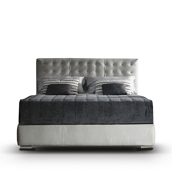 Accessoires MILANO BEDDING usine MILANO BEDDING de l'Italie. Foto №1