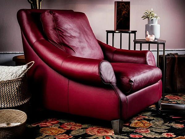 Fauteuil en cuir avec housse amovible et accoudoirs Miranda Black Tie MIR10 usine Black Tie de l'Italie. Foto №1
