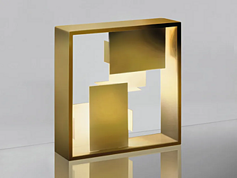 Lampe de table en métal Plate Fato Artemide 0048010A, 0048050A Lampe de table en métal Plate Fato Artemide 0048010A, 0048050A usine Artemide de l'Italie