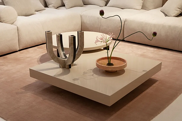 Table basse carrée en bois Butter Saba usine SABA de l'Italie. Foto №4