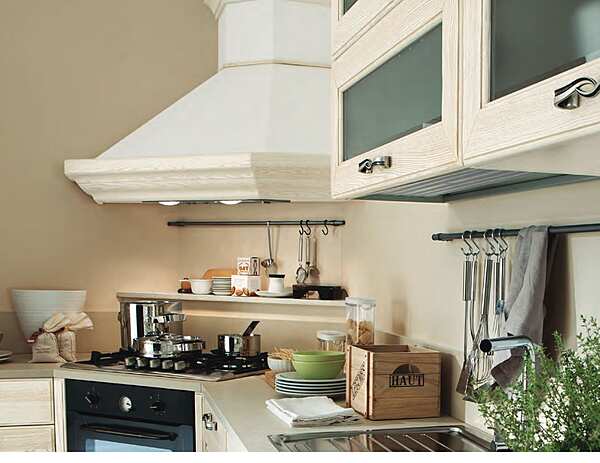 Cuisine en chêne avec poignées Claudia LUBE CUCINE usine LUBE CUCINE de l'Italie. Foto №4